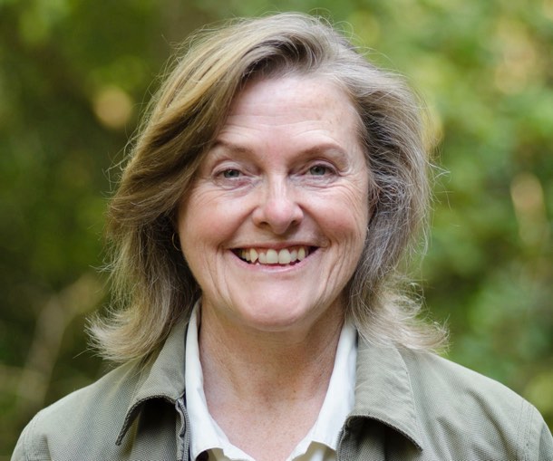 Re-elect Sue Ellen Fast